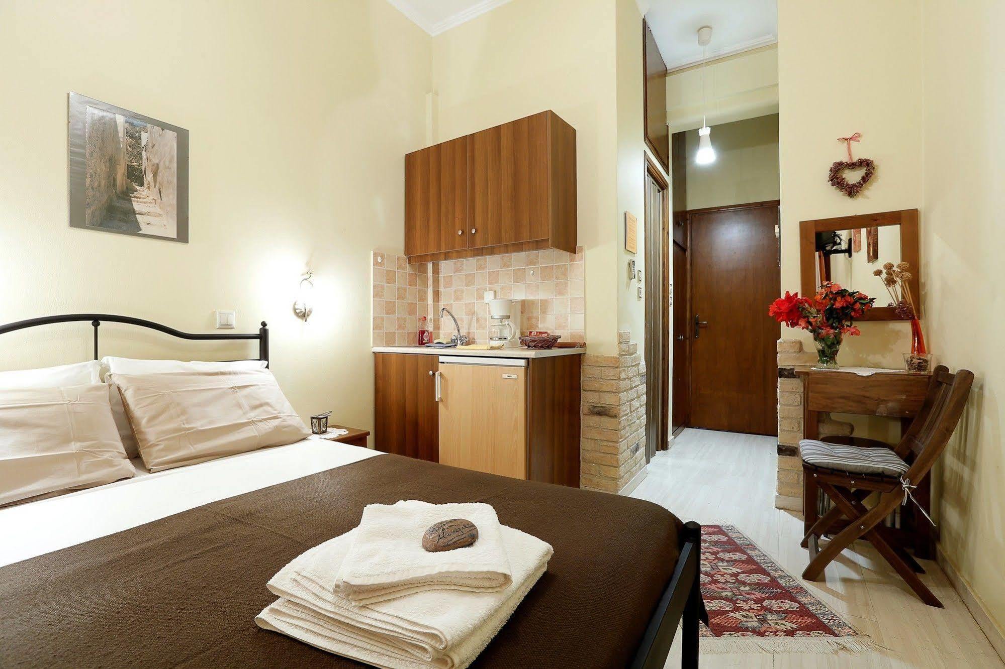 Mpalkoni Sti Monemvasia Ngoại thất bức ảnh